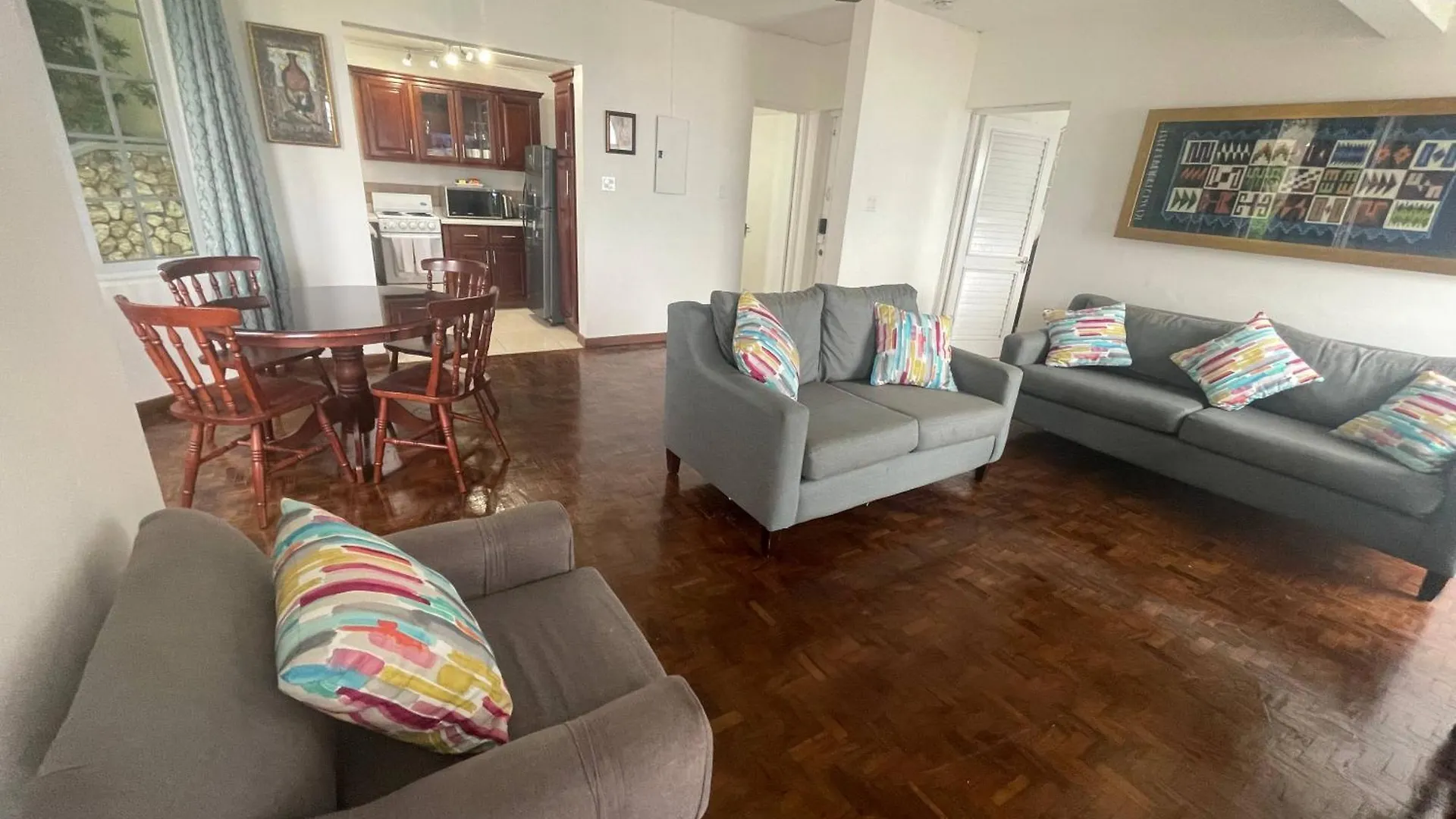 Oceanbreeze Jamaica Penthouse, 7-Minute Walk To Beach Ocho Rios Jamaica