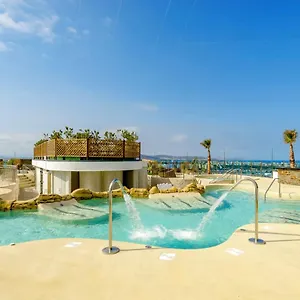 https://ocean-spa-suite16-hosted-by-sweetstay.es-andalucia.com